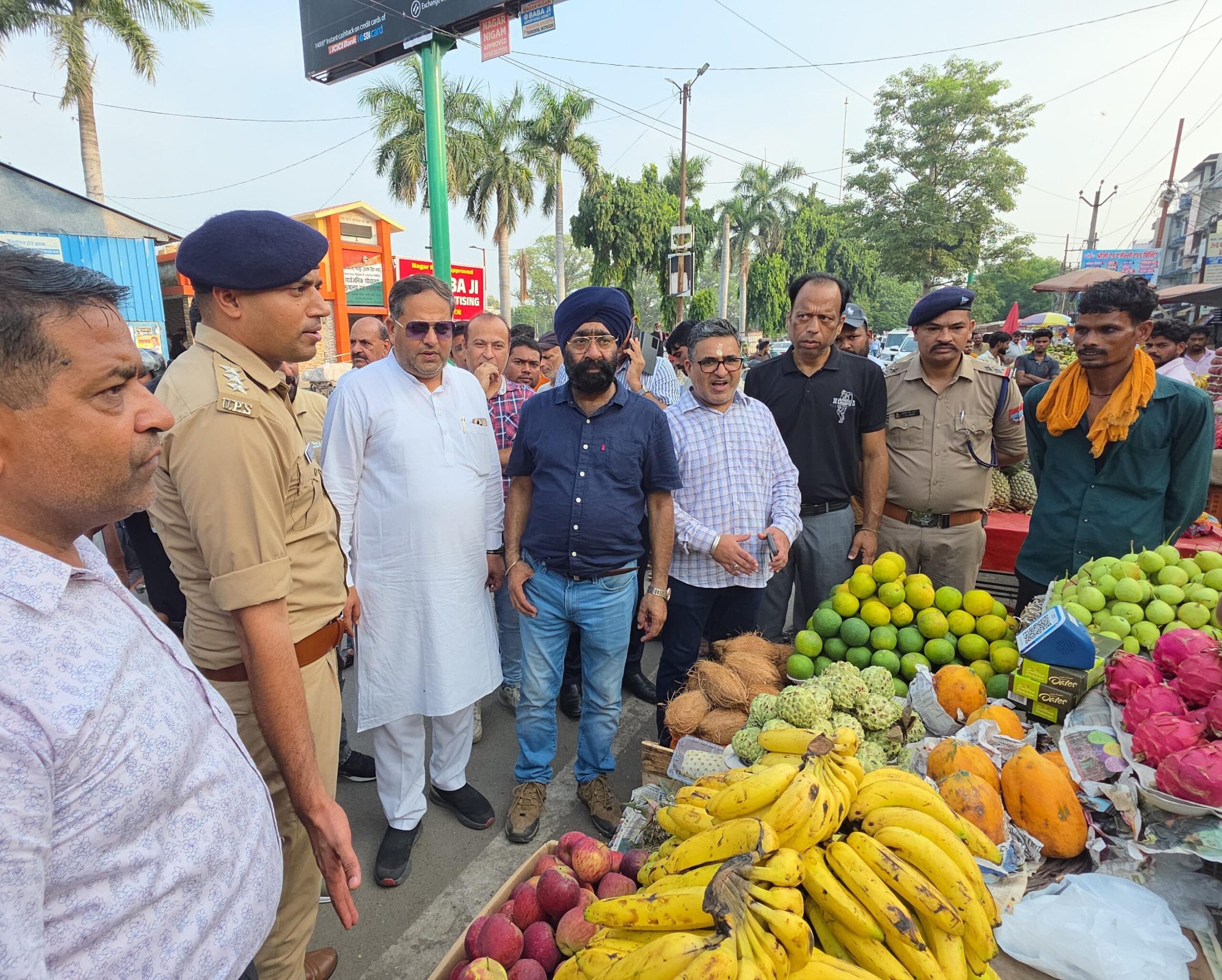 “सड़क पर अतिक्रमण करने वालों को महापौर की अंतिम चेतावनी, अब होगी सख्त कार्रवाई”
