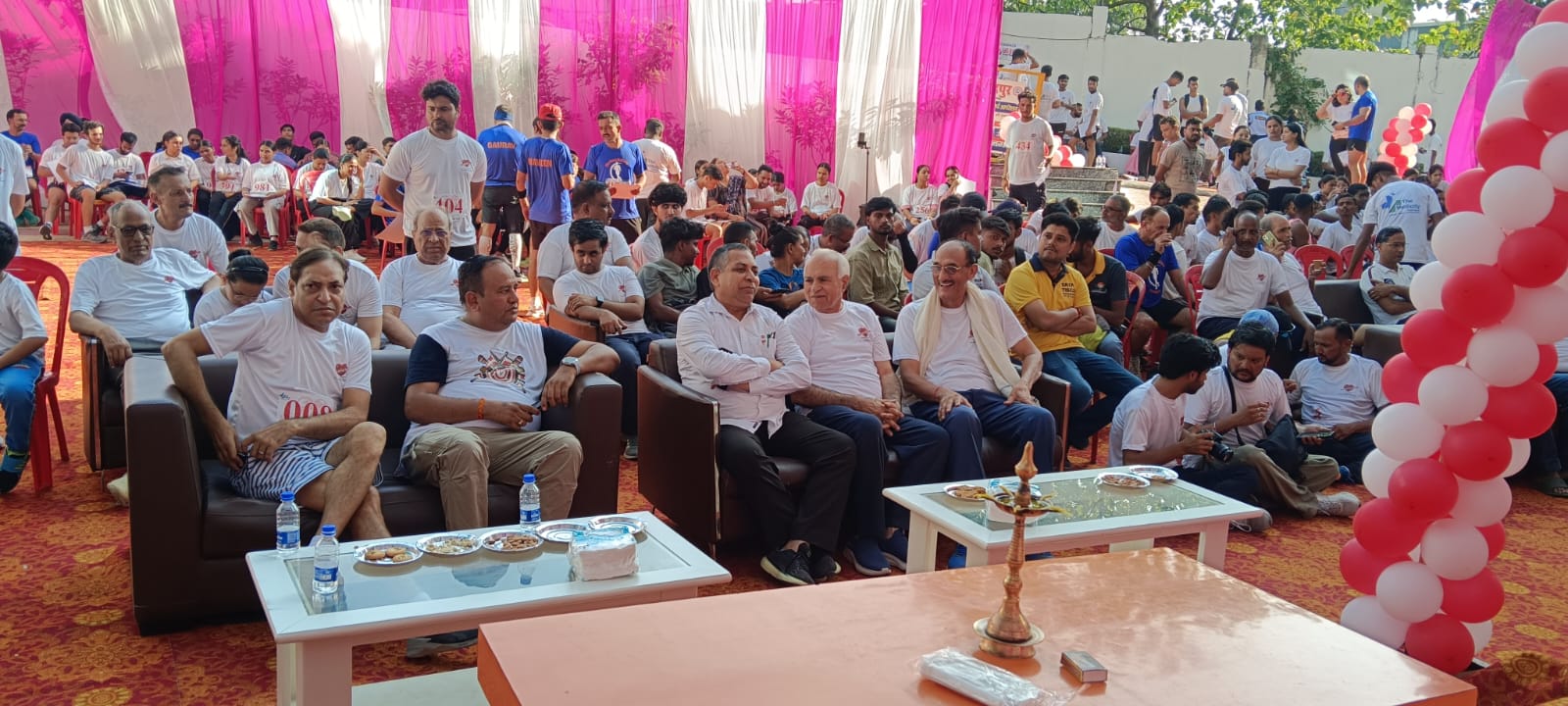 “स्वस्थ नारी सशक्त भारत पखवाड़ा: 170 शिविरों में 8400 लाभार्थी लाभान्वित, हज़ारों की हुई स्वास्थ्य जांच”