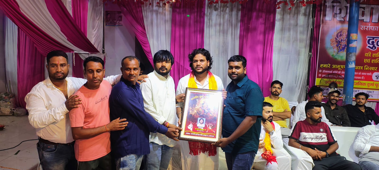 रुद्रपुर_दुर्गा पूजा पंडाल से गूंजा बंगाली समाज का आंदोलनकारी स्वर