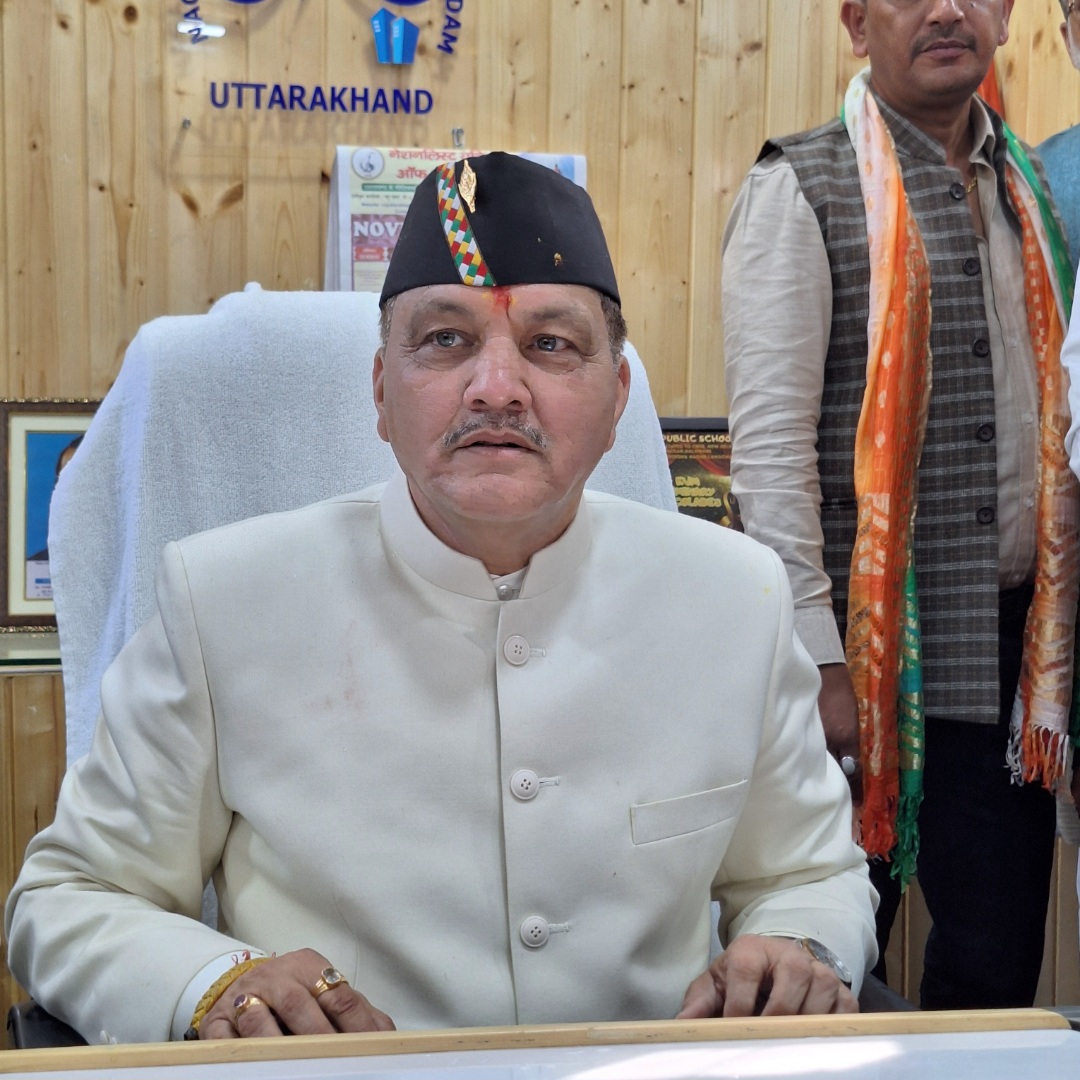 हल्द्वानी_महापौर बिष्ट का सख्त संदेश — बिना परमिट ठेले वालों पर होगी कार्रवाई, बाजारों में व्यवस्था होगी सख्त