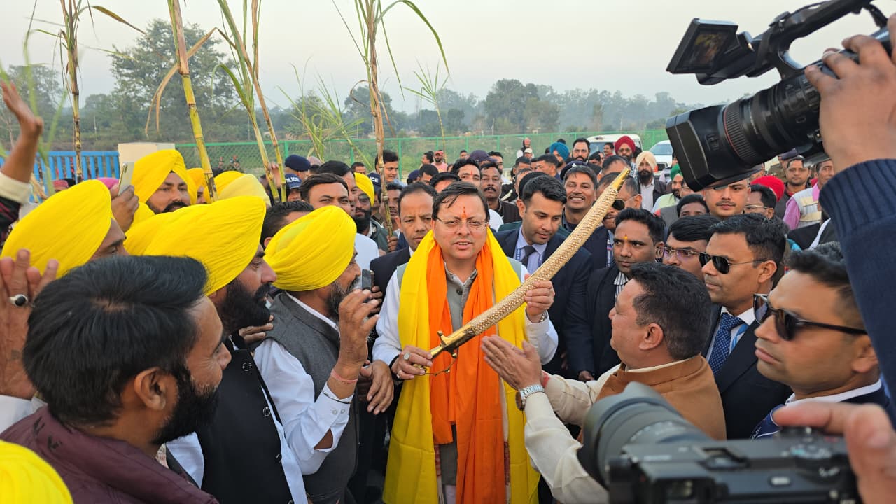 उत्तराखंड में गन्ने समर्थन मूल्य बढ़ाने पर किसानों ने सीएम धामी का किया आभार — 3 लाख से अधिक किसानों को मिलेगा सीधा लाभ