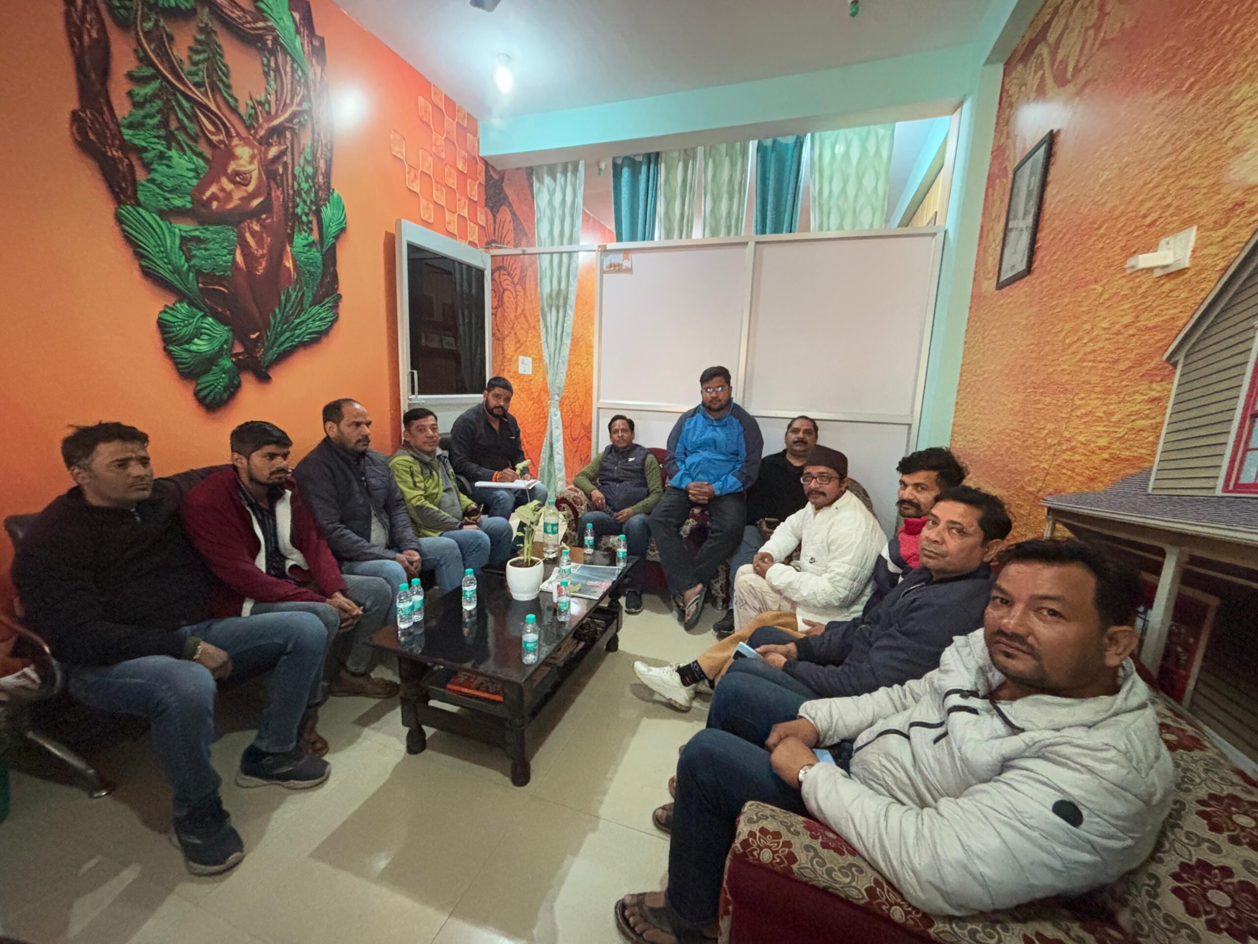 हल्दुचौड़ की उपेक्षित समस्याएँ अब सुर्खियों में, 21 दिसंबर को मथुरा पैलेस में विशाल जनसभा; गैर-राजनीतिक जनमंच गठन की तैयारियाँ तेज